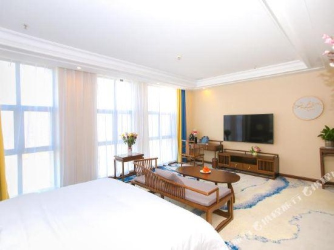 Deluxe Double Suite