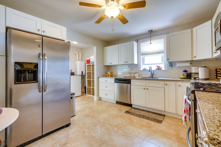 Charming + Updated Villas Home w/ Backyard!