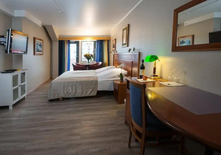 Tino's Hotel