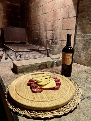 Casa Con Asador y Cochera