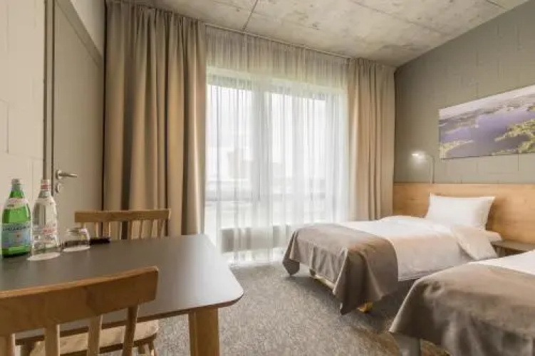 Air Hotel