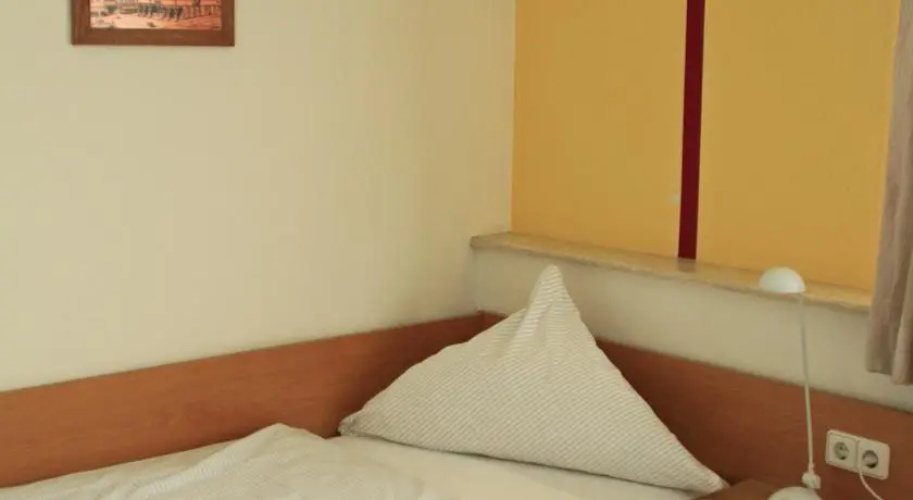 Pension zum Waldhotel