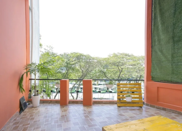 Bed in Dorm with balcony