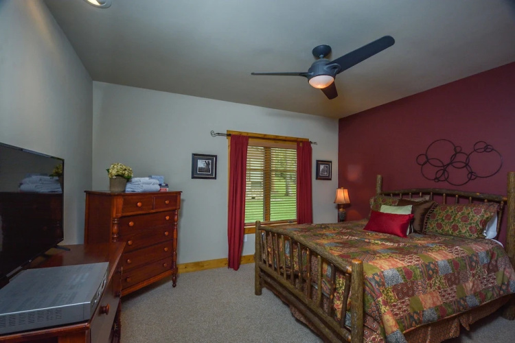 Tips Up 4 Bedroom Townhome