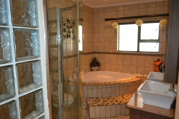 Ikhanda Guesthouse