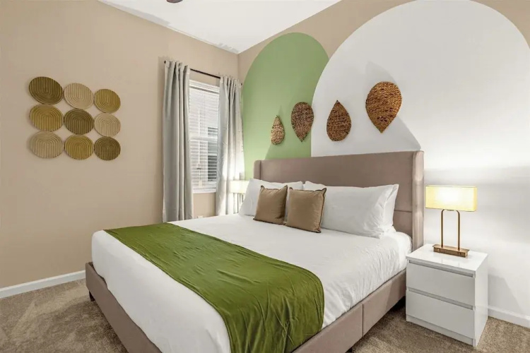 Upstay - Guest Home w Cinema Theme Rooms