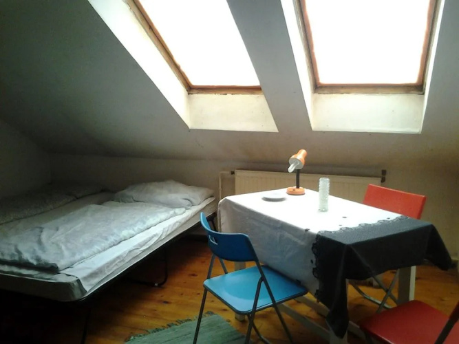 1st Apartments and Hostel