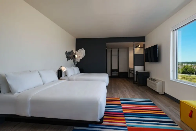 Quadruple Suite