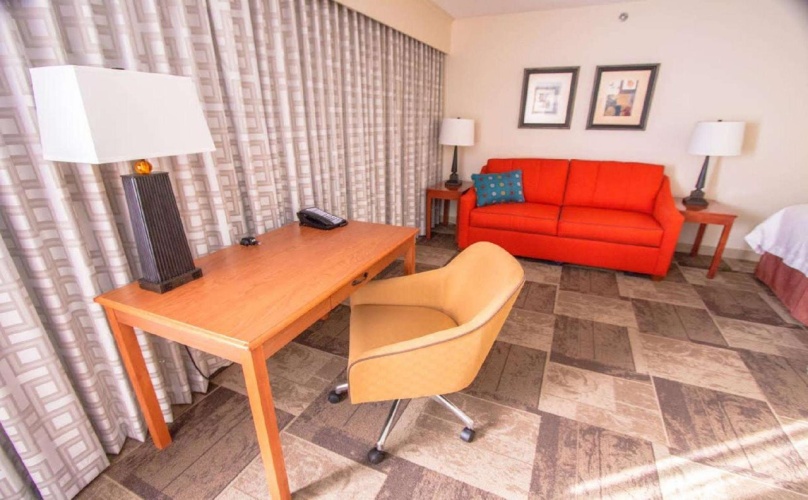 Hampton Inn Hutchinson photo 18