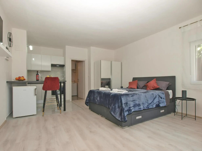 Apartment Florinda 2091