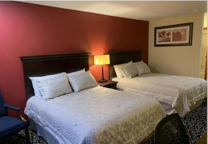 Hiawatha Lodge