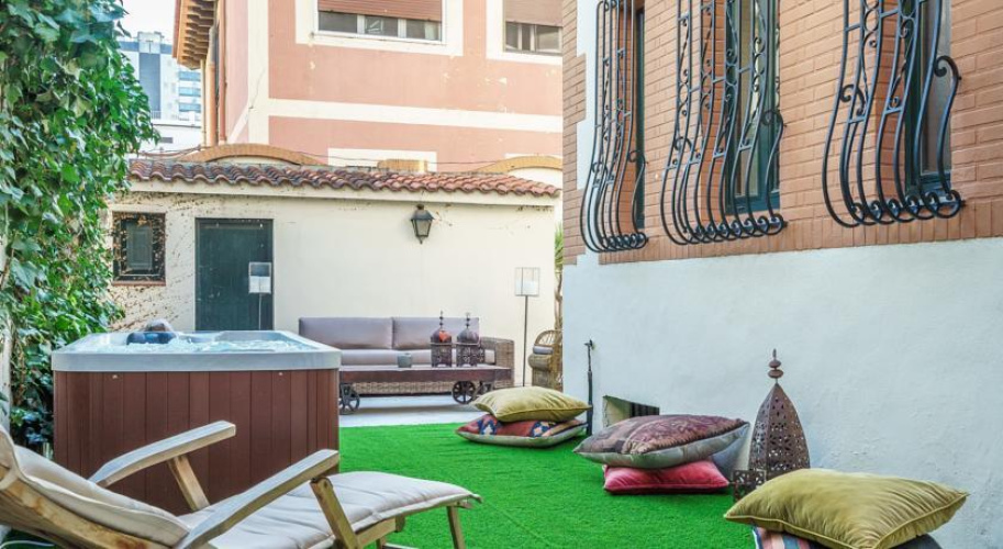 Select Home Viveros Gardens