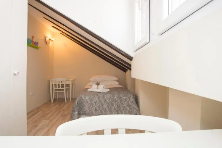 3 Bedrooms Luxury Apartment