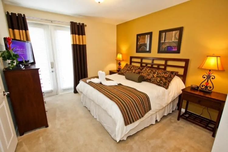 4845 Vista Cay