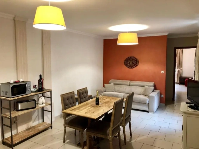 1 Bedroom Apartment with view