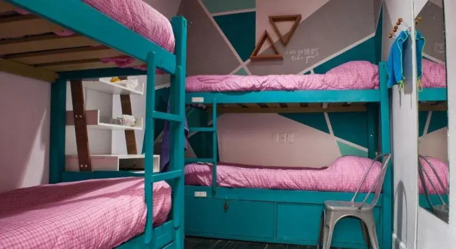 El Viajero Downtown Hostel & Suites