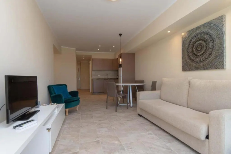 Altamira 73 - One Bed