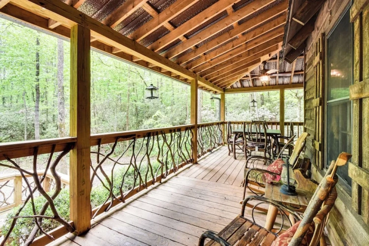 3 Bedrooms Cottage