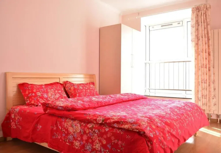 Seven Days Apartment
