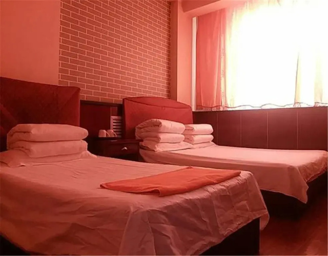 Xiaoli Express Inn
