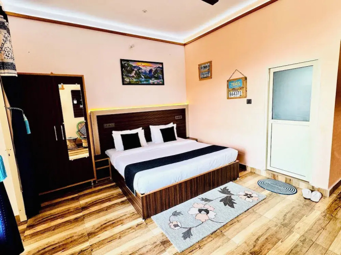 Paradise Inn by HBR