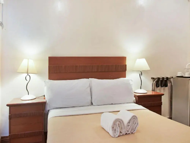 Collection O Avitel Hotel near Osmena Highway, PNR Pasay Station, Metro Manila