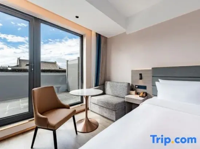 Standard Double room with view