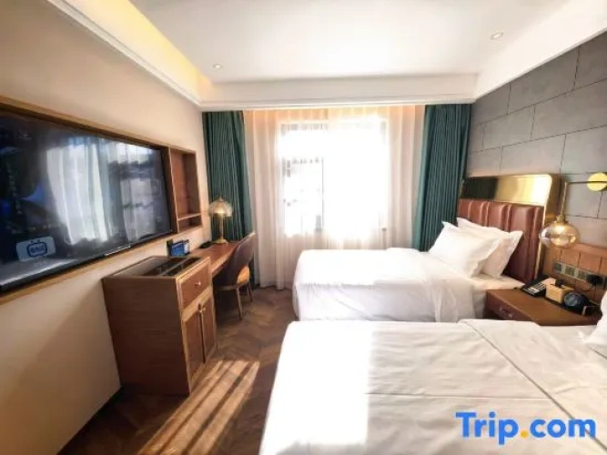 Premium Twin room
