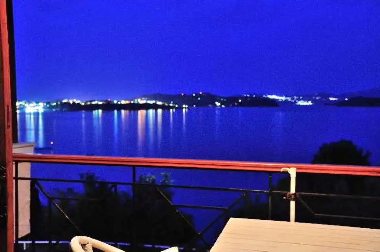 vassilias beach hotel