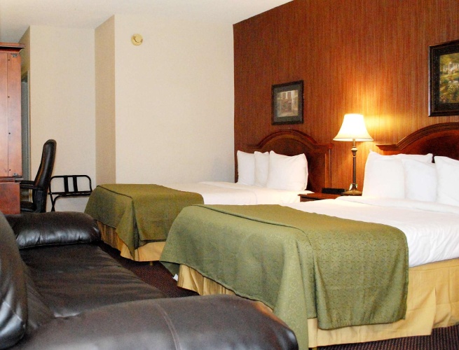 Quadruple Suite
