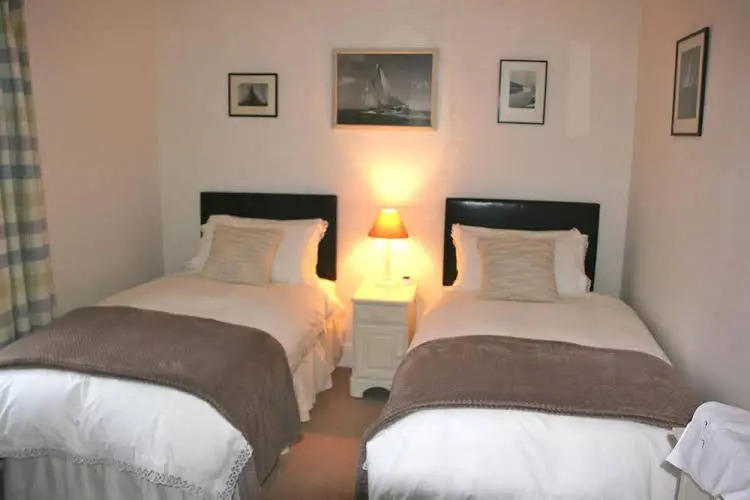 Glenfall Farm Bed and BreakfastOver view