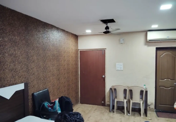 Deluxe Double room with city view