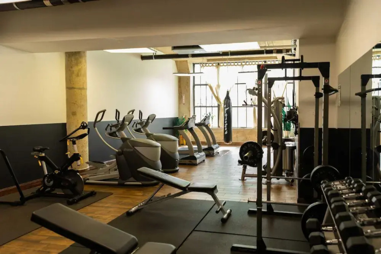 Sosuite Studio w W/d, Gym, On-site Restaurant
