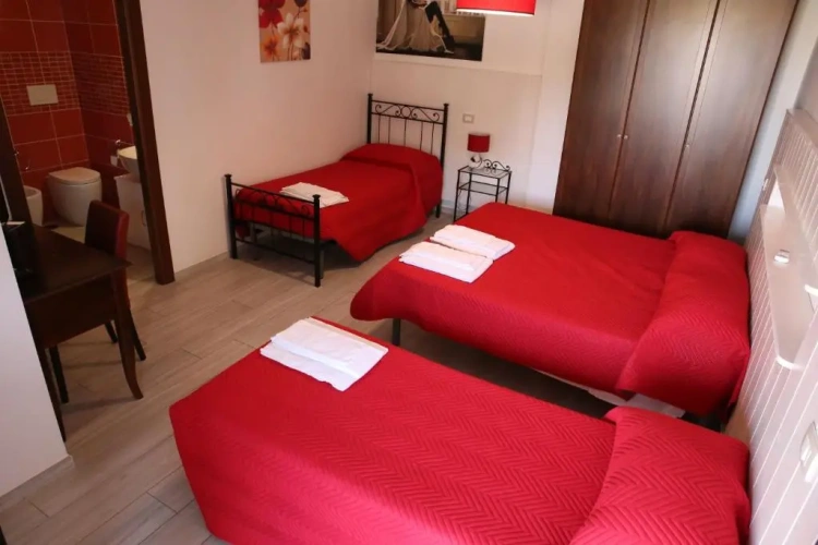 Standard Quadruple room