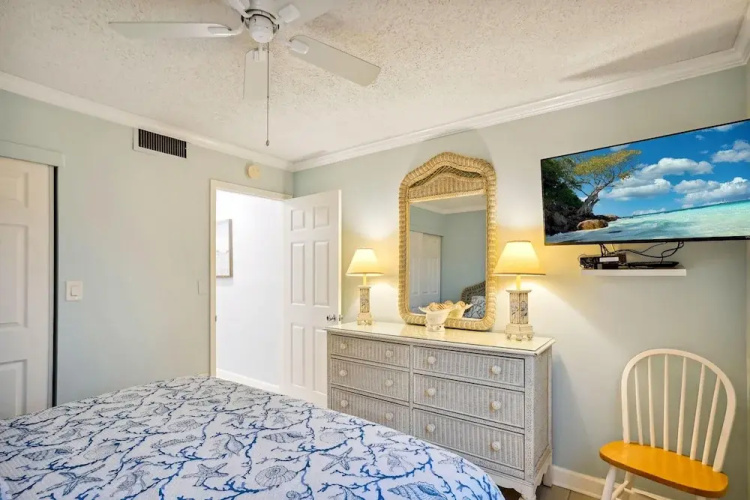 Harbor House 37