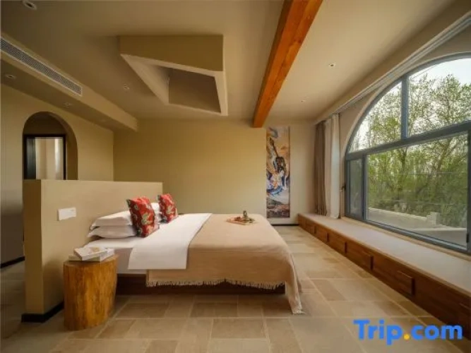 Deluxe Double Suite