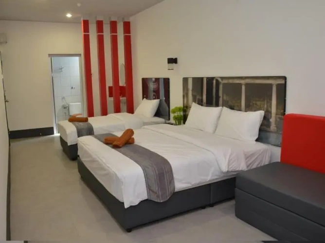 Triple Suite
