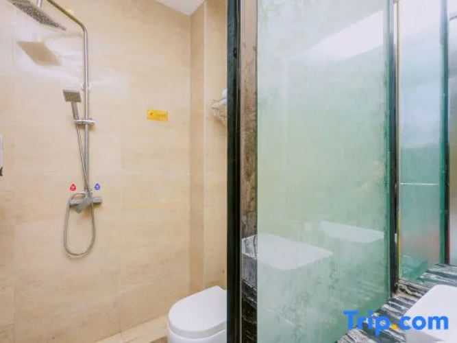 Ziyuan Hotel