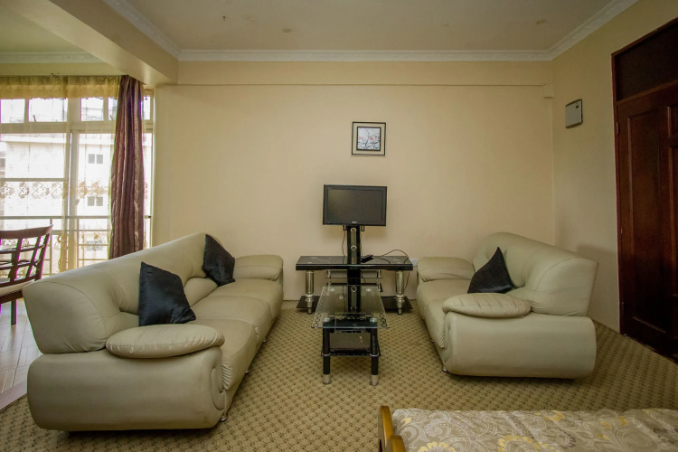 Grand Global Hotel