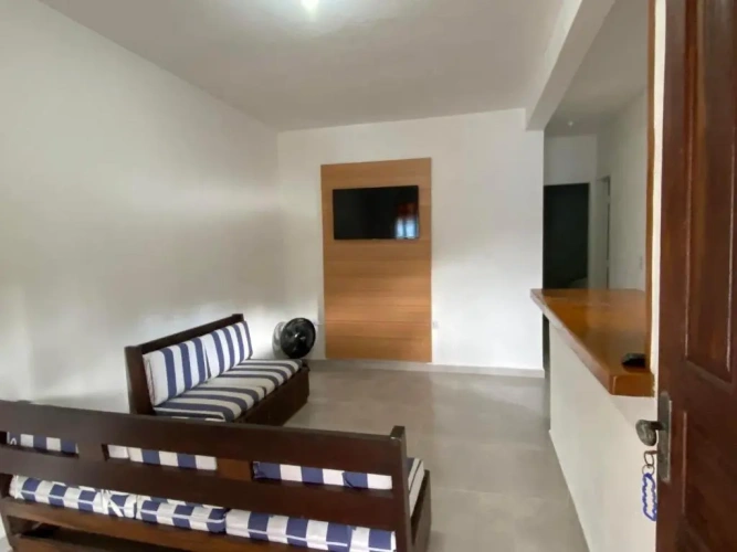2 Bedrooms Cottage