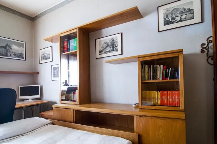 Aurelio&Vaticano Elegant Flat