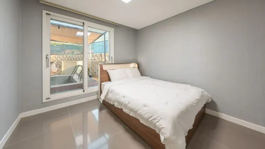 Yeosu Everyday Small Changes Pension
