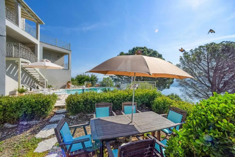 Villa Seascape