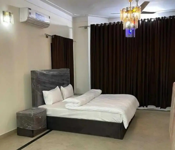Executive Grand Royal