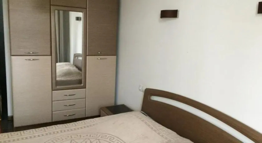 Nino Apartment