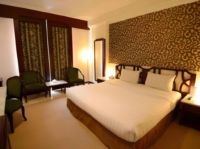 Grand Hotel Surabaya