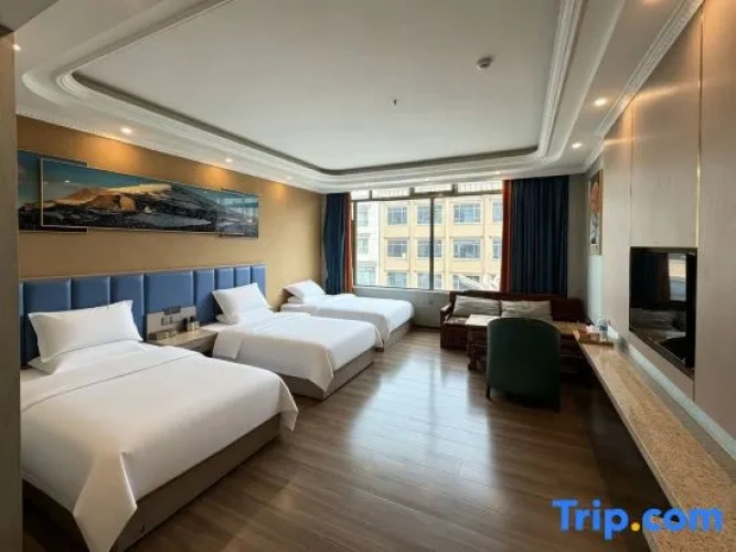 Premium Triple room