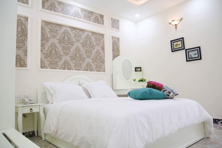 Deluxe room with balcony and with view