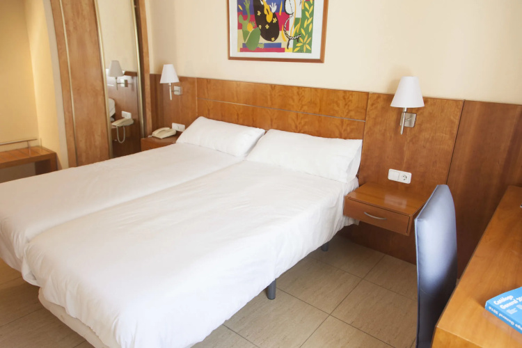 Hostal Savoy