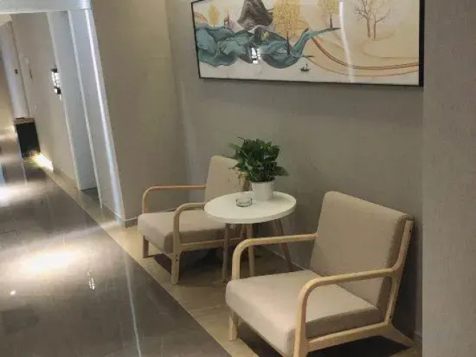 Pinghu Junhao Holiday Hotel
